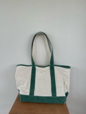 Universal Thread Floral Embroidered Canvas Tote Bag